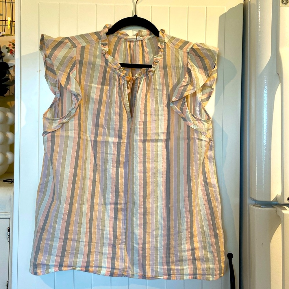 GAP Darling ruffle cap sleeve striped blouse L